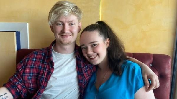 杰伊·莫里森与贝瑟尼·威尔逊:阿伯丁郡车祸遇难情侣,家人深情追思催人泪下