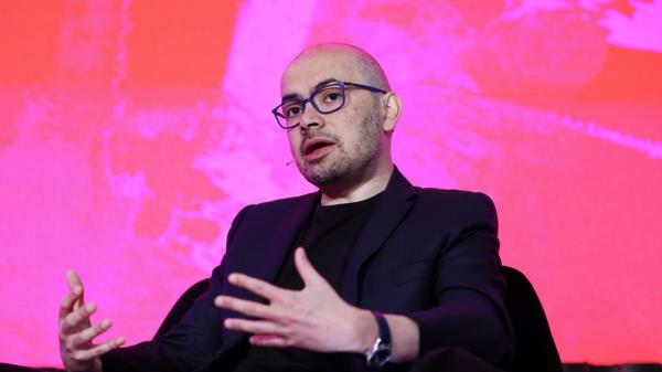 警惕AI技术飞跃！谷歌DeepMind CEO警告：高级人工智能或引发灾难性后果