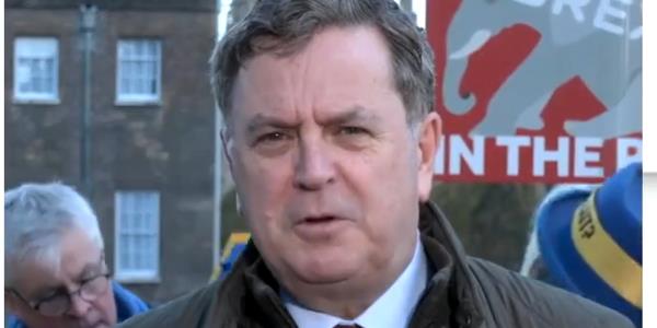 斯特里德痛批工党小船战略“彻底失败” 报告揭露惊人漏洞：“一周内必须完成遣返！”